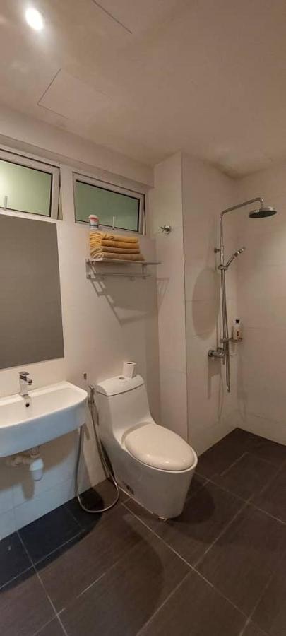Twin Galaxy Jb Homestay By Summer Johor Bahru Exteriér fotografie